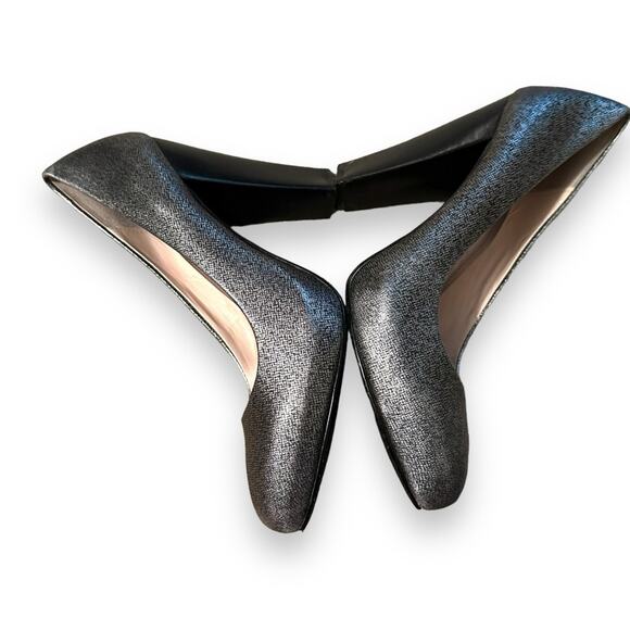 Calvin Klein Elita Cosmopolitan Stacked Pump Heels in Metallic Silver Sz 8.5 - Picture 4 of 16